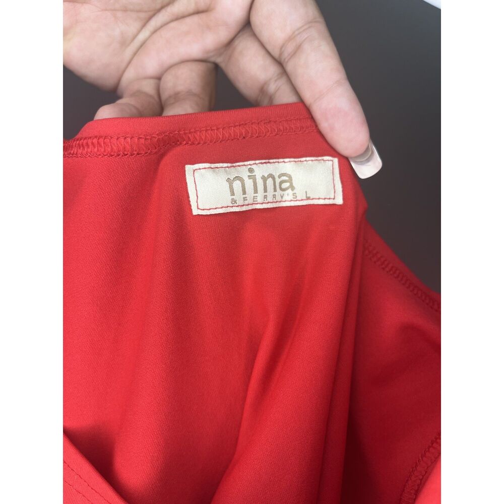 Red Basic Tank Top - Picture 2 of 2